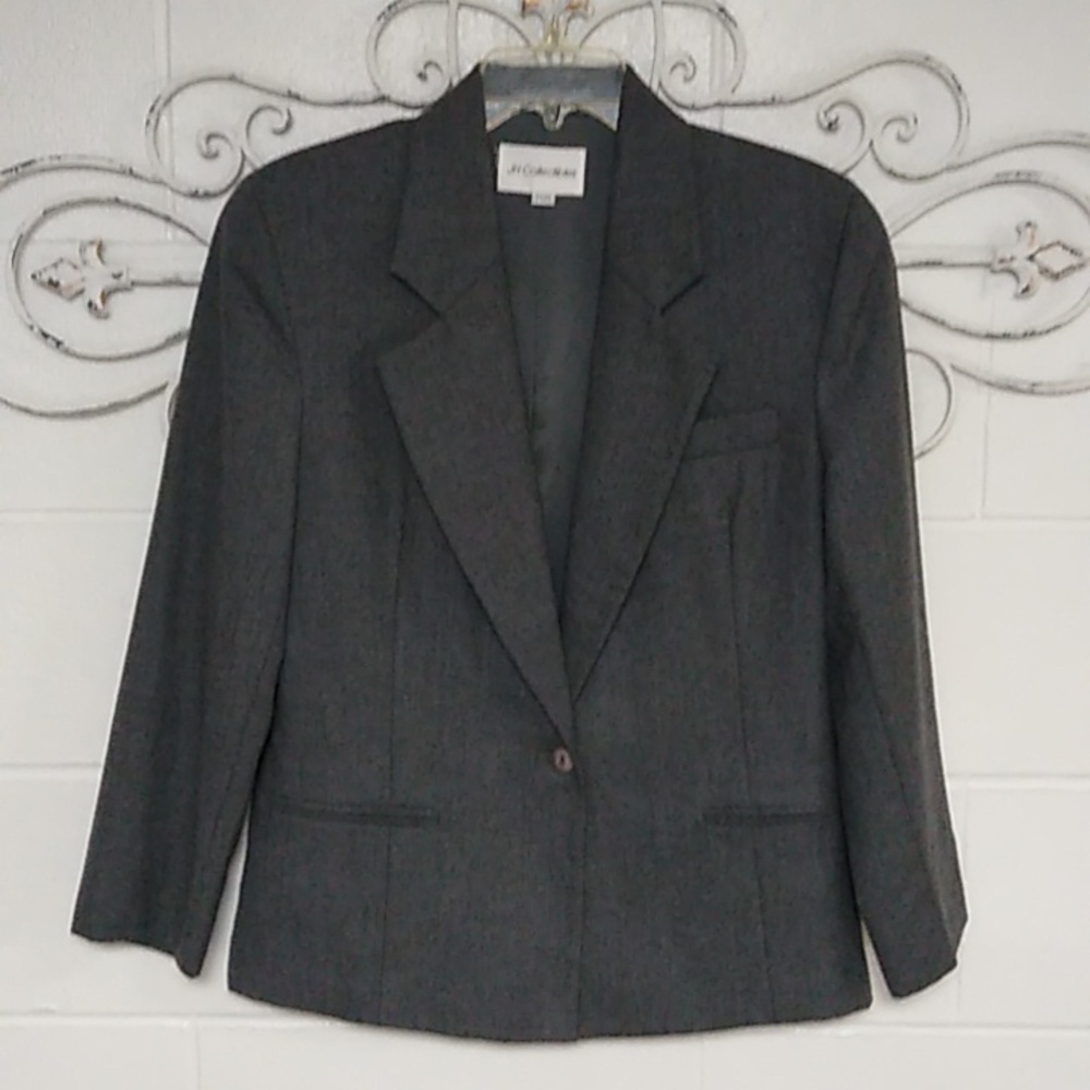 QUIET LUXURY, CAPSULE WARDDROBE, GREY, CLASSIC, WOOL, LINED, JACKET. USA MADE
